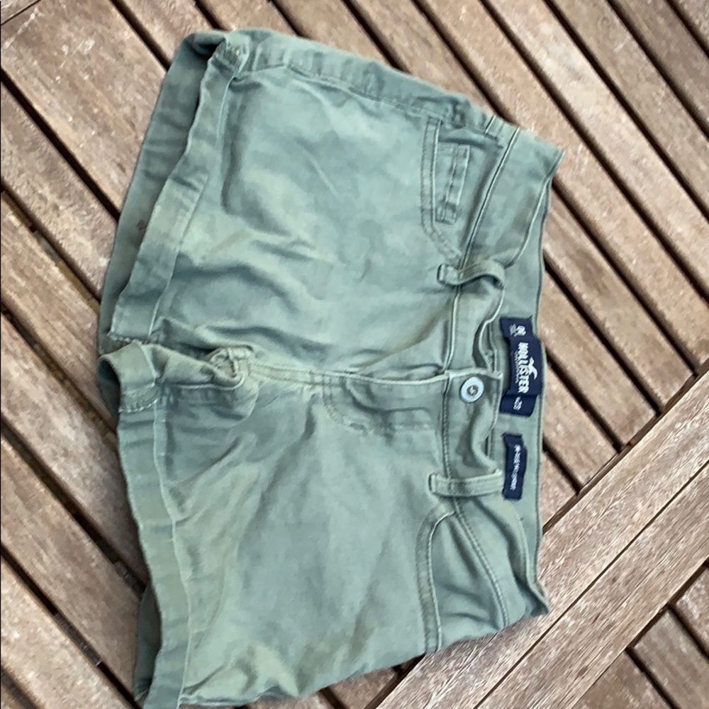 Women’s Hollister Low-Rise Midi Shorts.